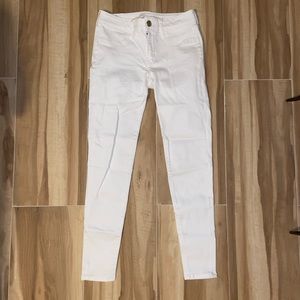 White jeans and never worn out.